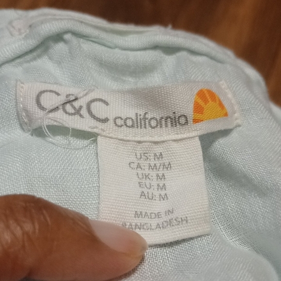 C&C California 100% Linan  Women's Mint Green  Ruffle Tunic Top Size Med - Picture 4 of 6